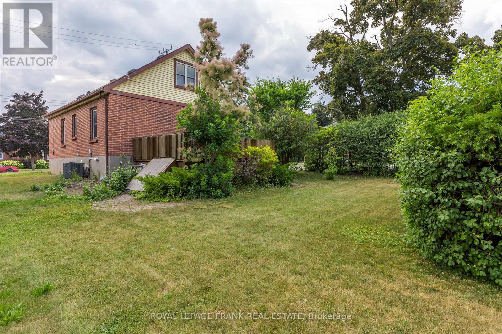 246 Mark Street, Peterborough East (Central), Ontario  K9H 1V2 - Photo 39 - X12259300
