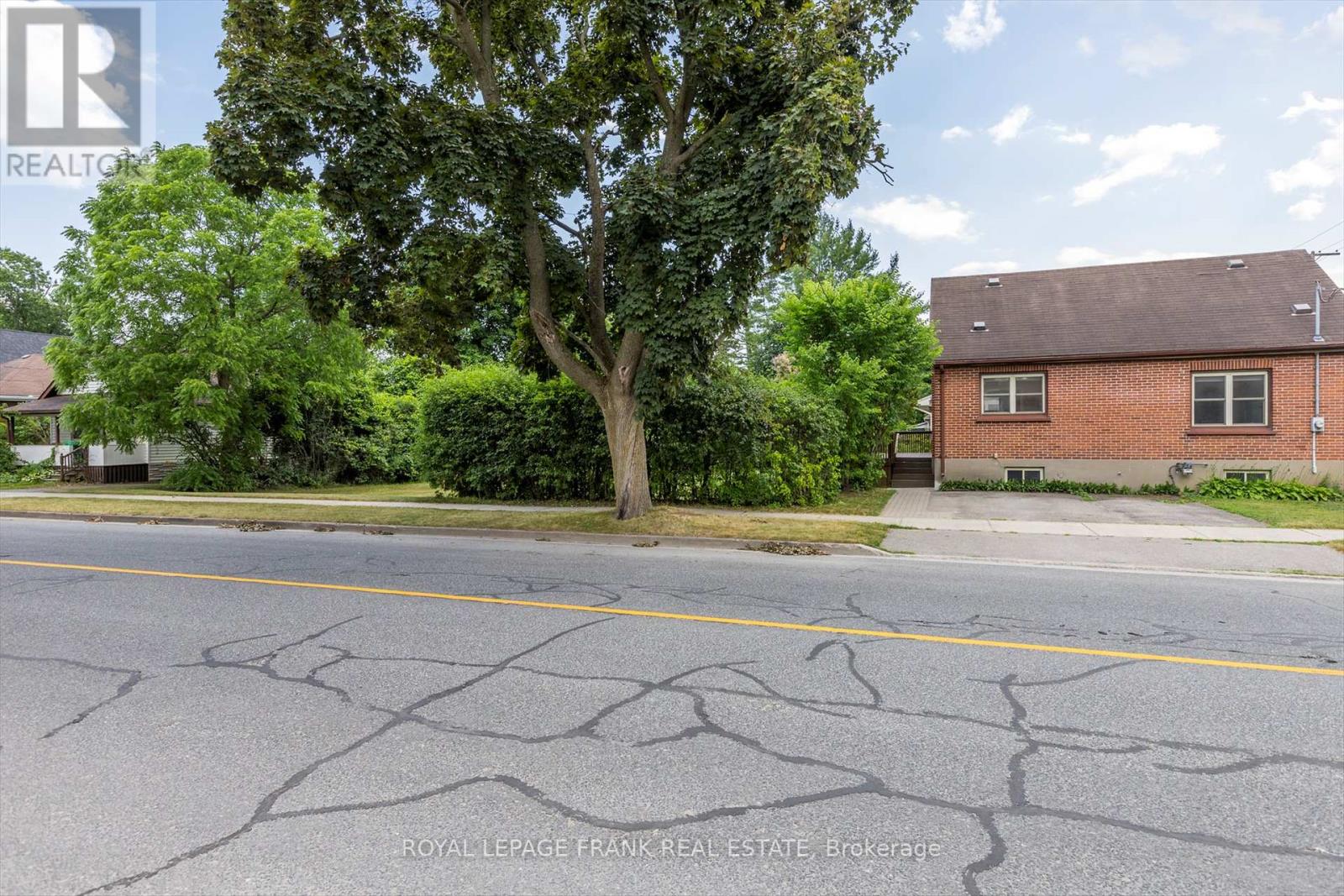 246 Mark Street, Peterborough East (Central), Ontario  K9H 1V2 - Photo 44 - X12259300