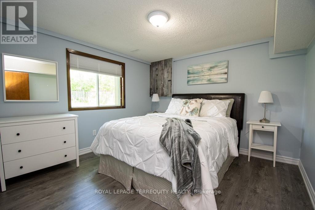 31 Alpine Street, Kawartha Lakes (Ops), Ontario  K9V 4R1 - Photo 42 - X12259144