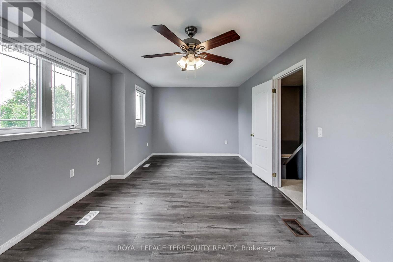 545 Clancy Crescent, Peterborough West (South), Ontario  K9K 2S1 - Photo 17 - X12259232