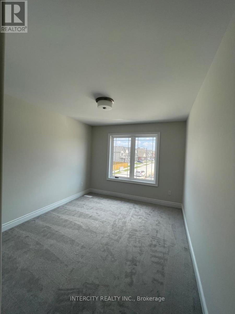 330 Cullen Trail, Peterborough North (North), Ontario  K9H 0J9 - Photo 11 - X12259242