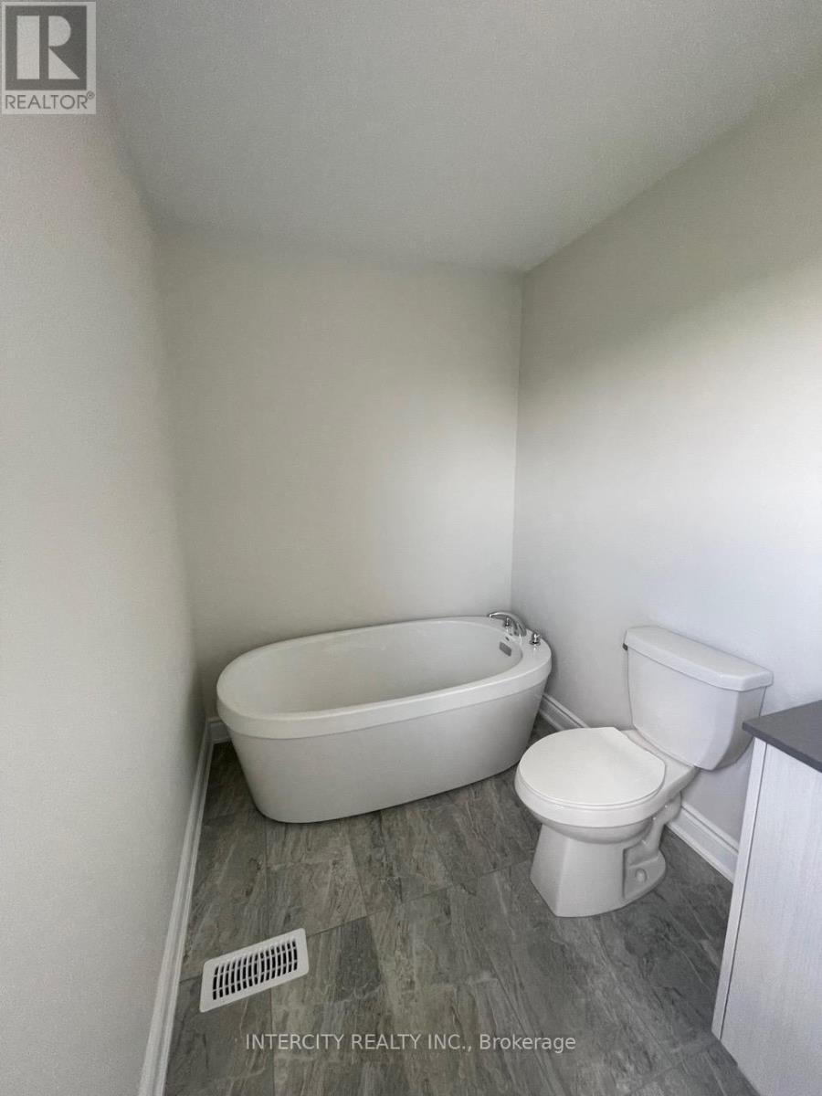 330 Cullen Trail, Peterborough North (North), Ontario  K9H 0J9 - Photo 14 - X12259242