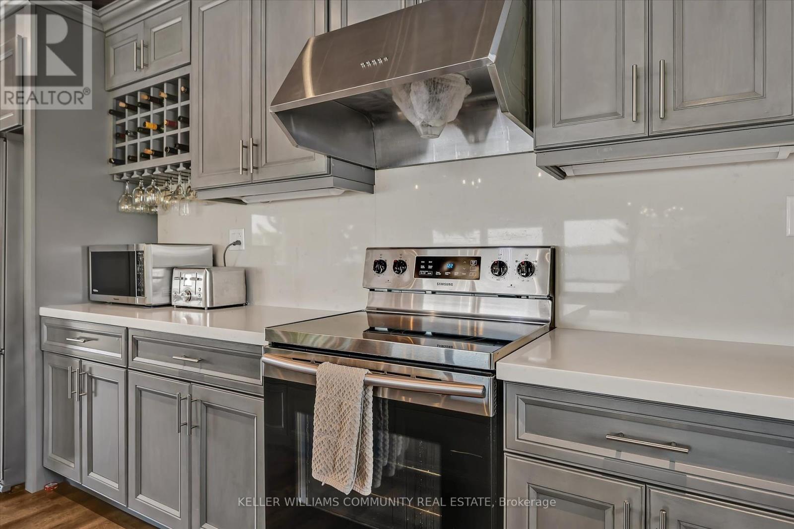 754 Hawkins Road, Douro-Dummer, Ontario  K0L 2H0 - Photo 11 - X12259563