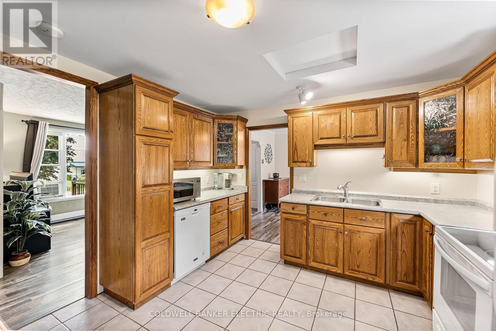 635 Park Street N, Peterborough North (South), Ontario  K9H 4S4 - Photo 13 - X12259701