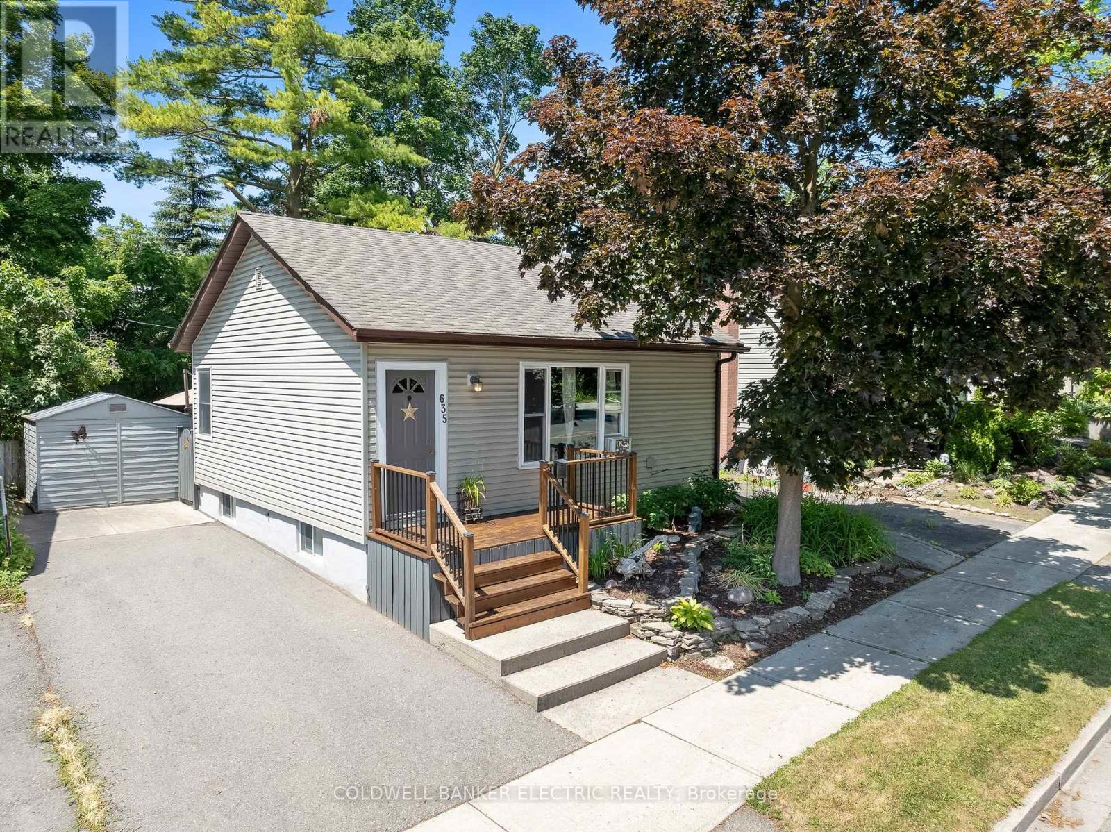 635 Park Street N, Peterborough North (South), Ontario  K9H 4S4 - Photo 2 - X12259701