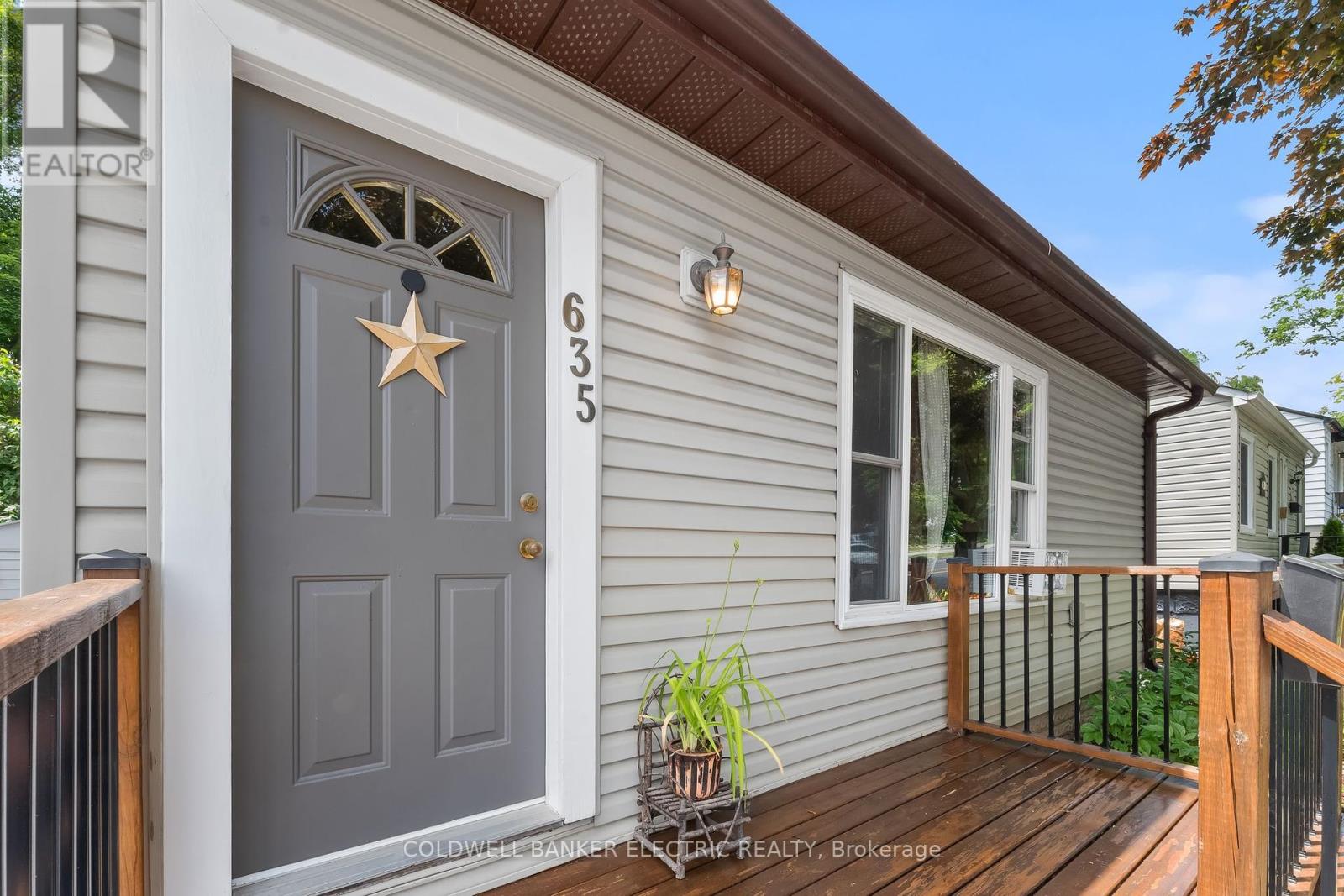 635 Park Street N, Peterborough North (South), Ontario  K9H 4S4 - Photo 4 - X12259701