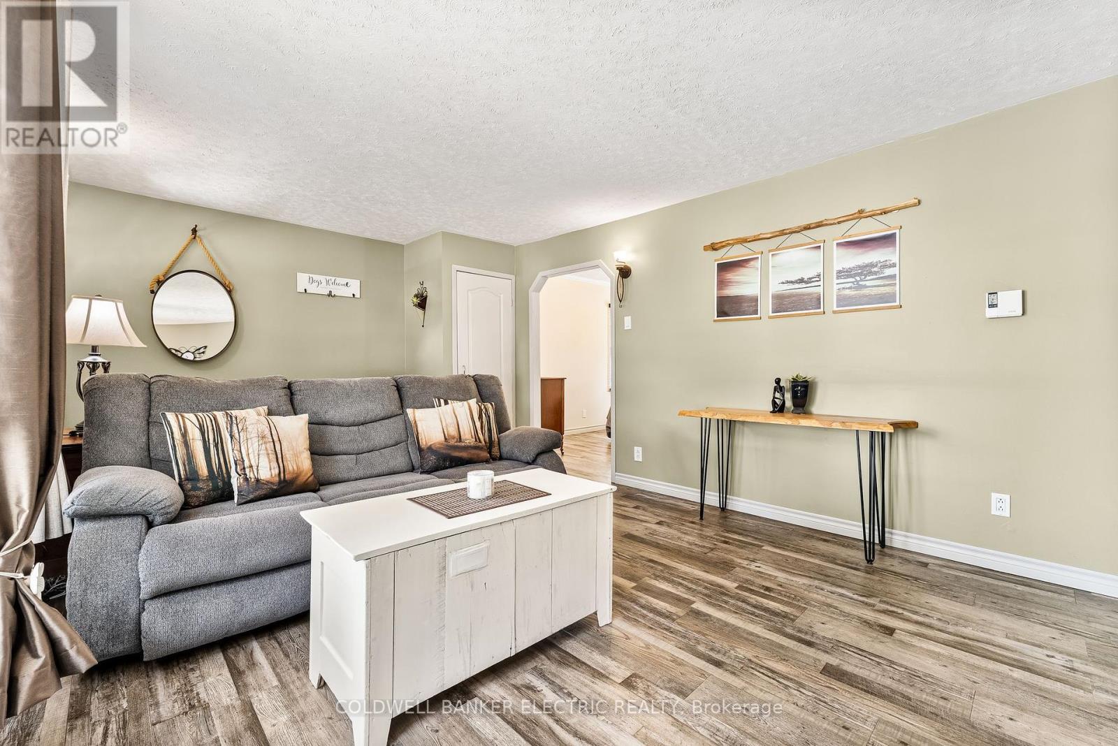 635 Park Street N, Peterborough North (South), Ontario  K9H 4S4 - Photo 6 - X12259701