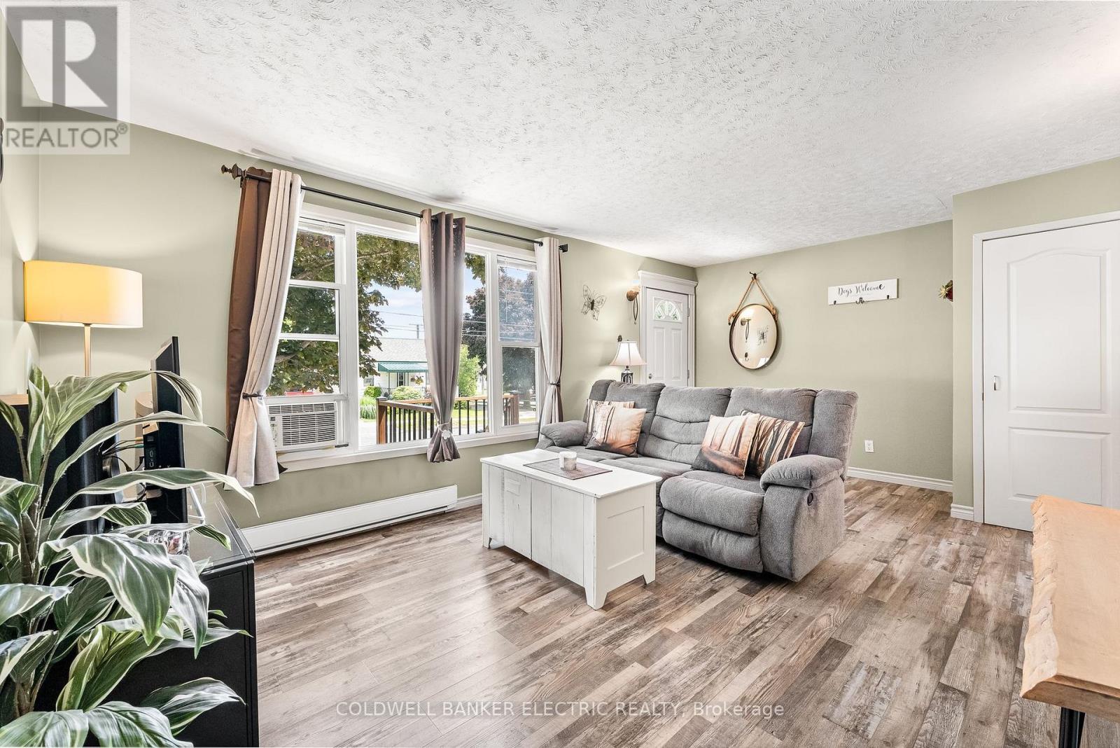 635 Park Street N, Peterborough North (South), Ontario  K9H 4S4 - Photo 8 - X12259701