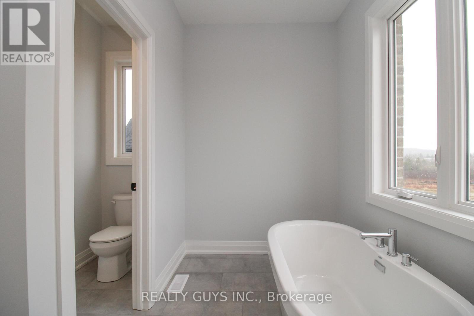2418 Gwendolyn Court, Cavan Monaghan (Cavan Twp), Ontario  L0A 1C0 - Photo 30 - X12259842