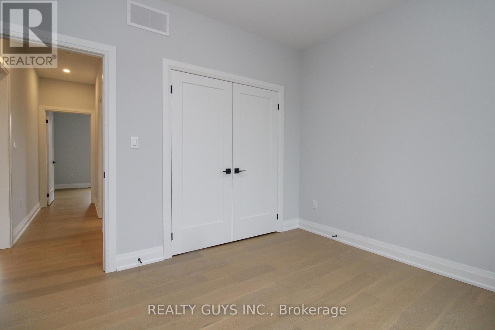 2418 Gwendolyn Court, Cavan Monaghan (Cavan Twp), Ontario  L0A 1C0 - Photo 36 - X12259842