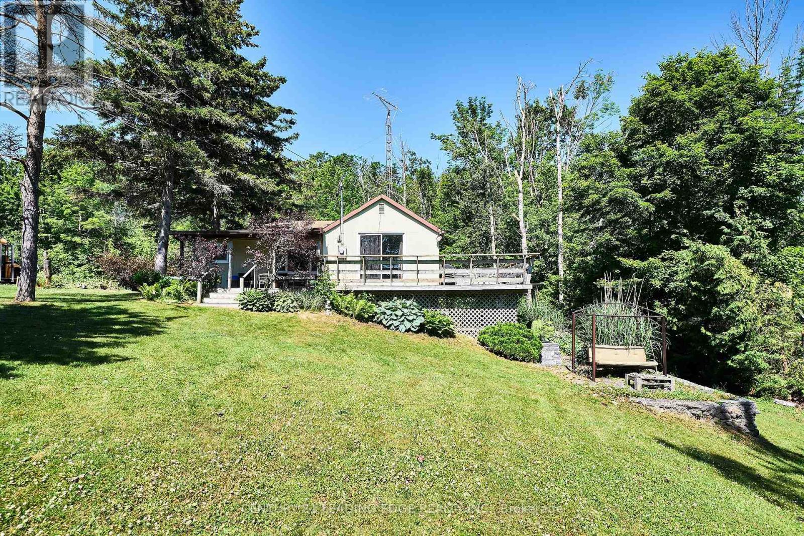 225 Arnott Drive, Selwyn, Ontario  K0L 1T0 - Photo 15 - X12259728