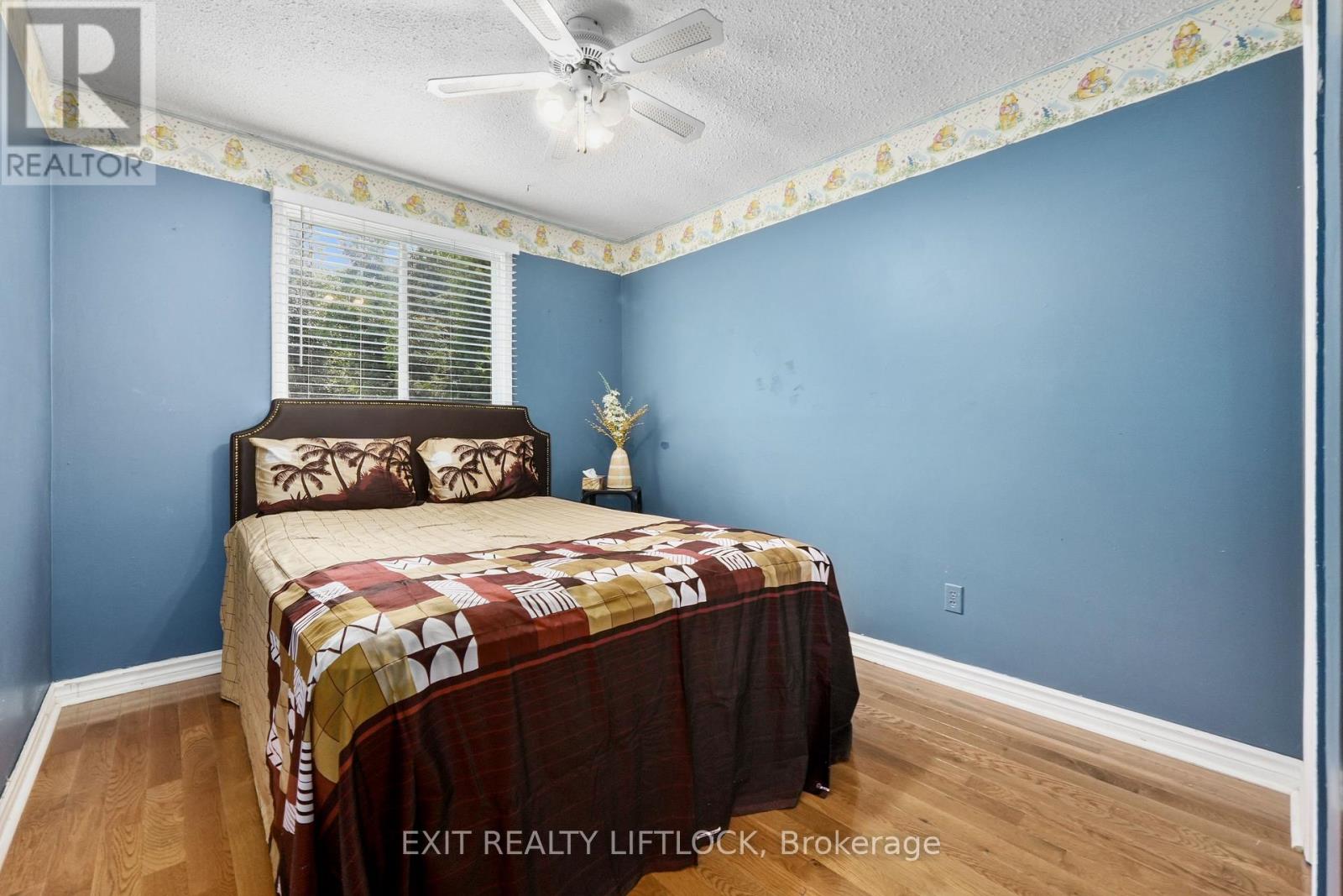 2102 Walker Avenue, Peterborough East (South), Ontario  K9L 1S1 - Photo 27 - X12259976