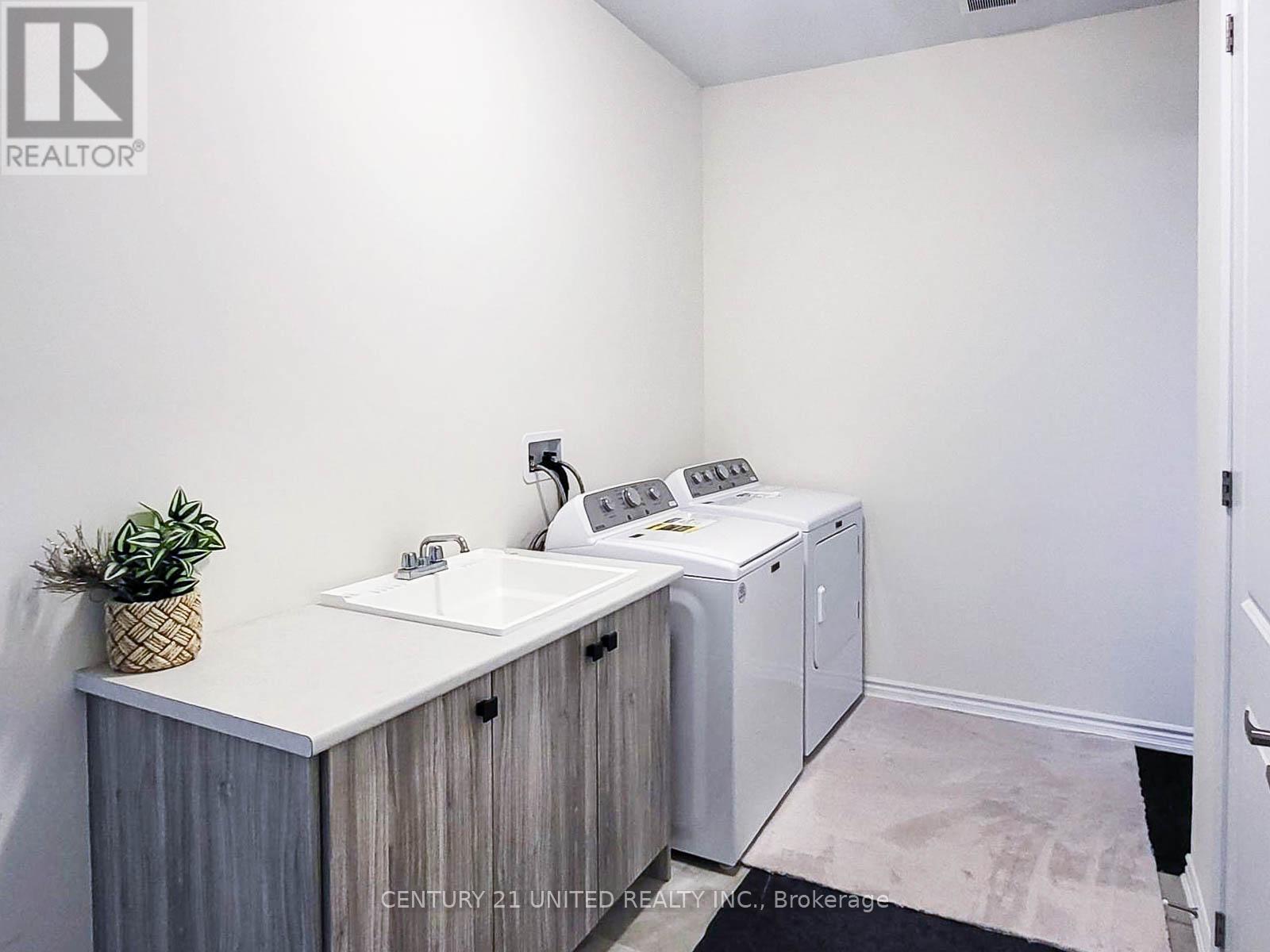 63 Golden Meadows Drive, Otonabee-South Monaghan, Ontario  K9J 0K8 - Photo 10 - X12260011