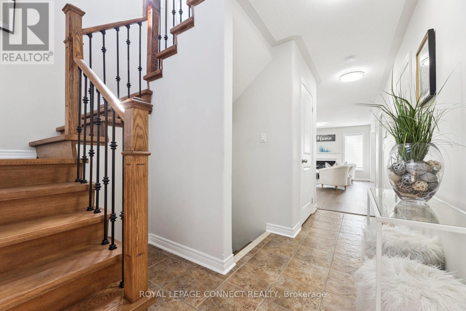 7 Purple Dusk Drive, Kawartha Lakes (Lindsay), Ontario  K9V 0B2 - Photo 14 - X12259940