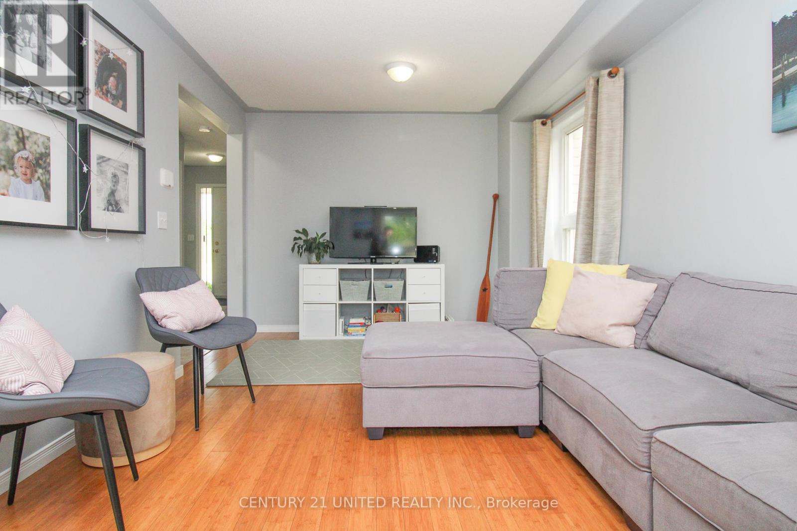 351 Spillsbury Drive, Peterborough West (South), Ontario  K9K 2N6 - Photo 14 - X12260256