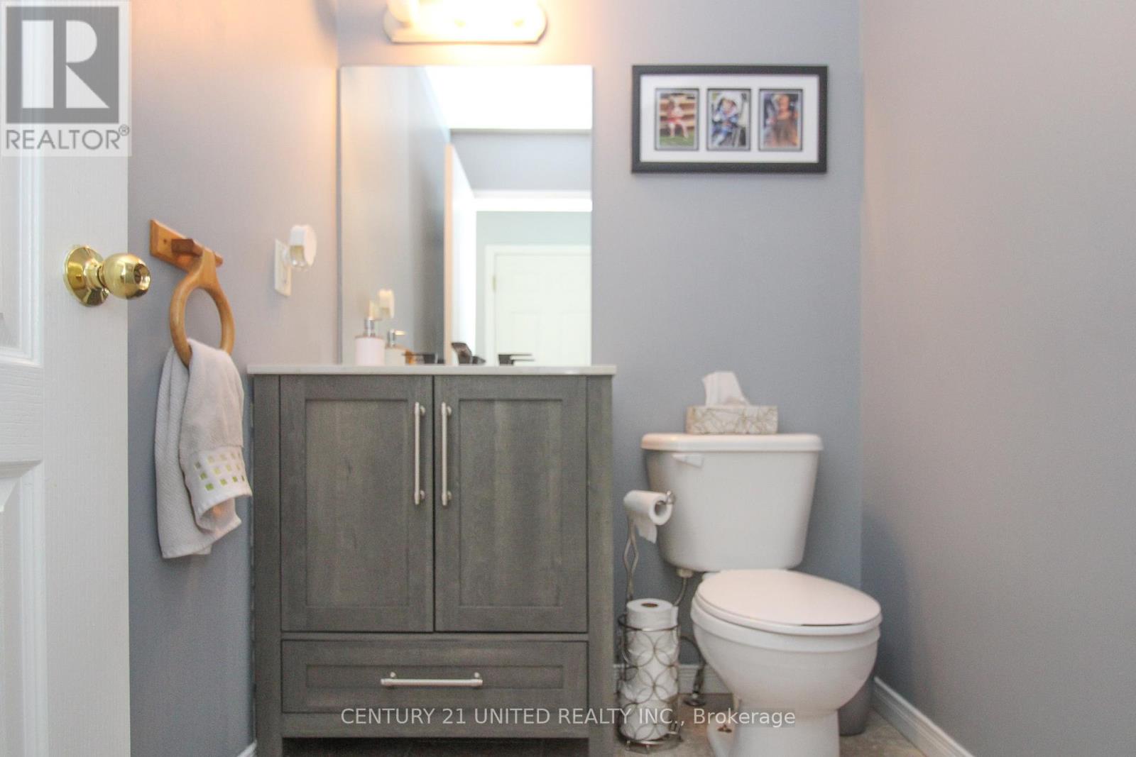 351 Spillsbury Drive, Peterborough West (South), Ontario  K9K 2N6 - Photo 17 - X12260256