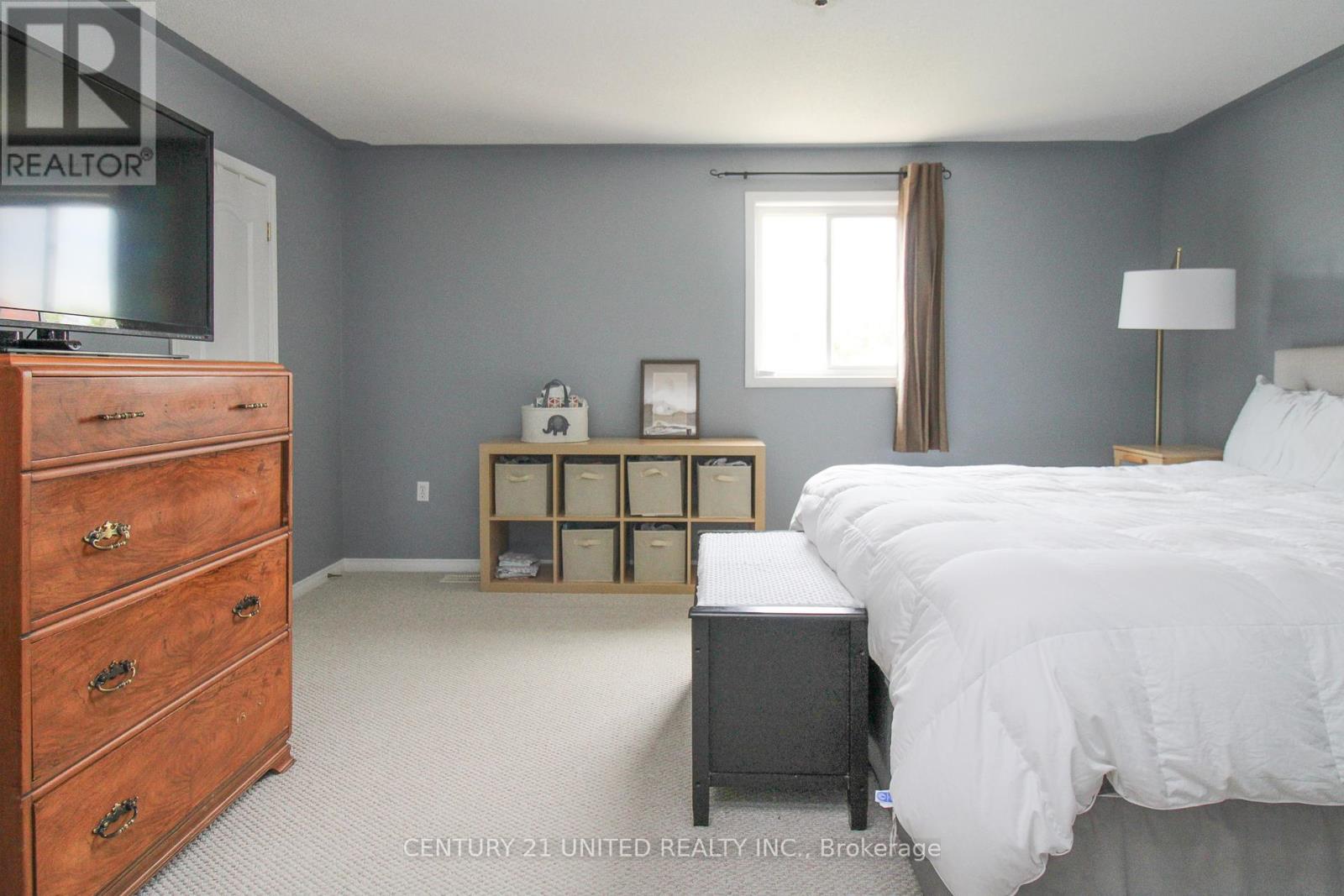 351 Spillsbury Drive, Peterborough West (South), Ontario  K9K 2N6 - Photo 18 - X12260256