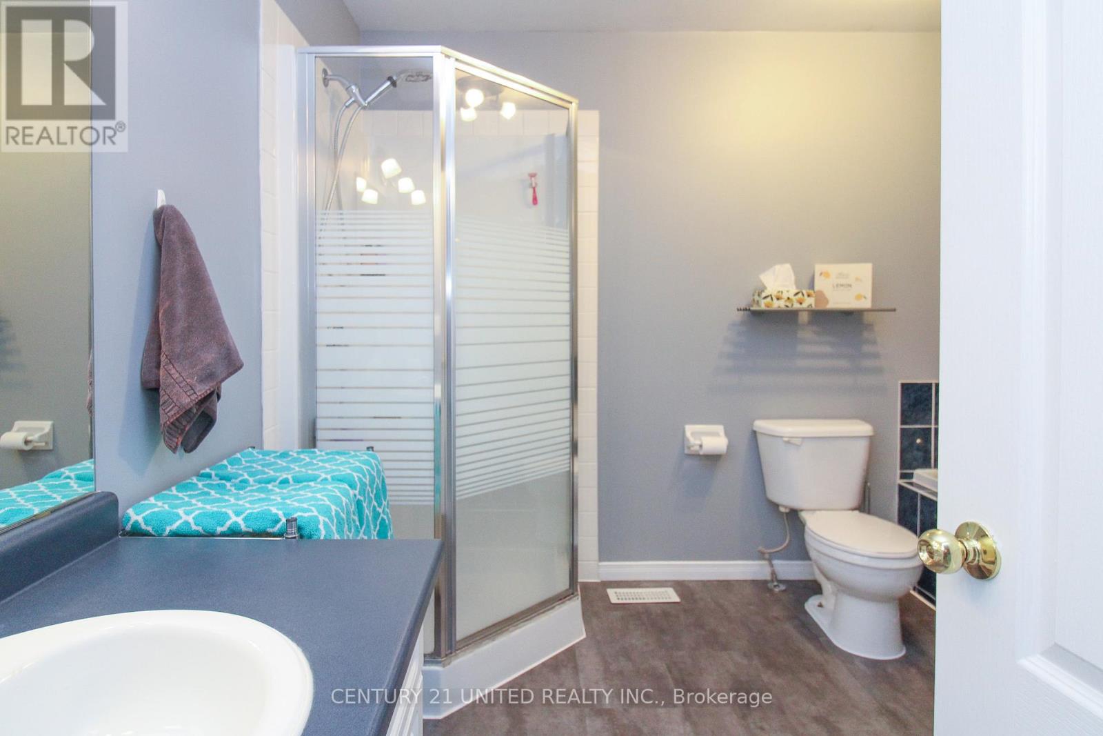 351 Spillsbury Drive, Peterborough West (South), Ontario  K9K 2N6 - Photo 20 - X12260256