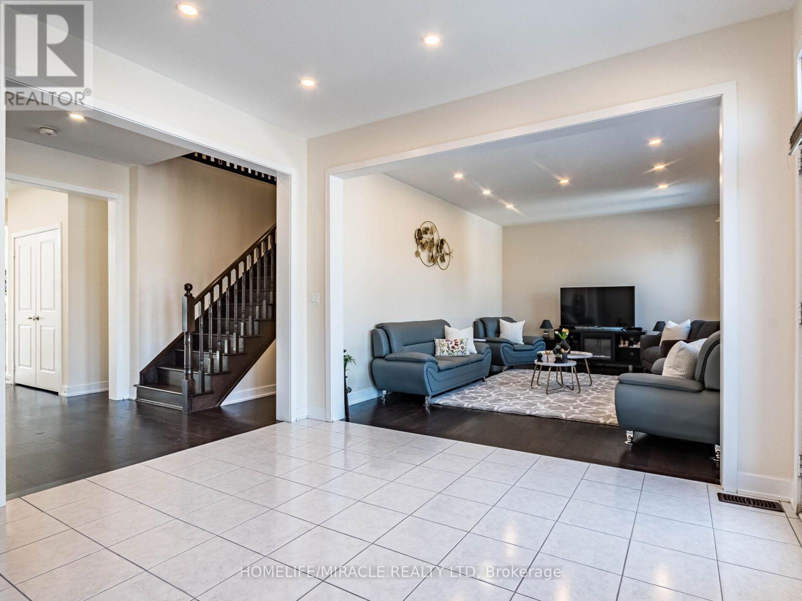 10 Buckles Court, Clarington (Newcastle), Ontario  L1B 0L1 - Photo 25 - E12260282
