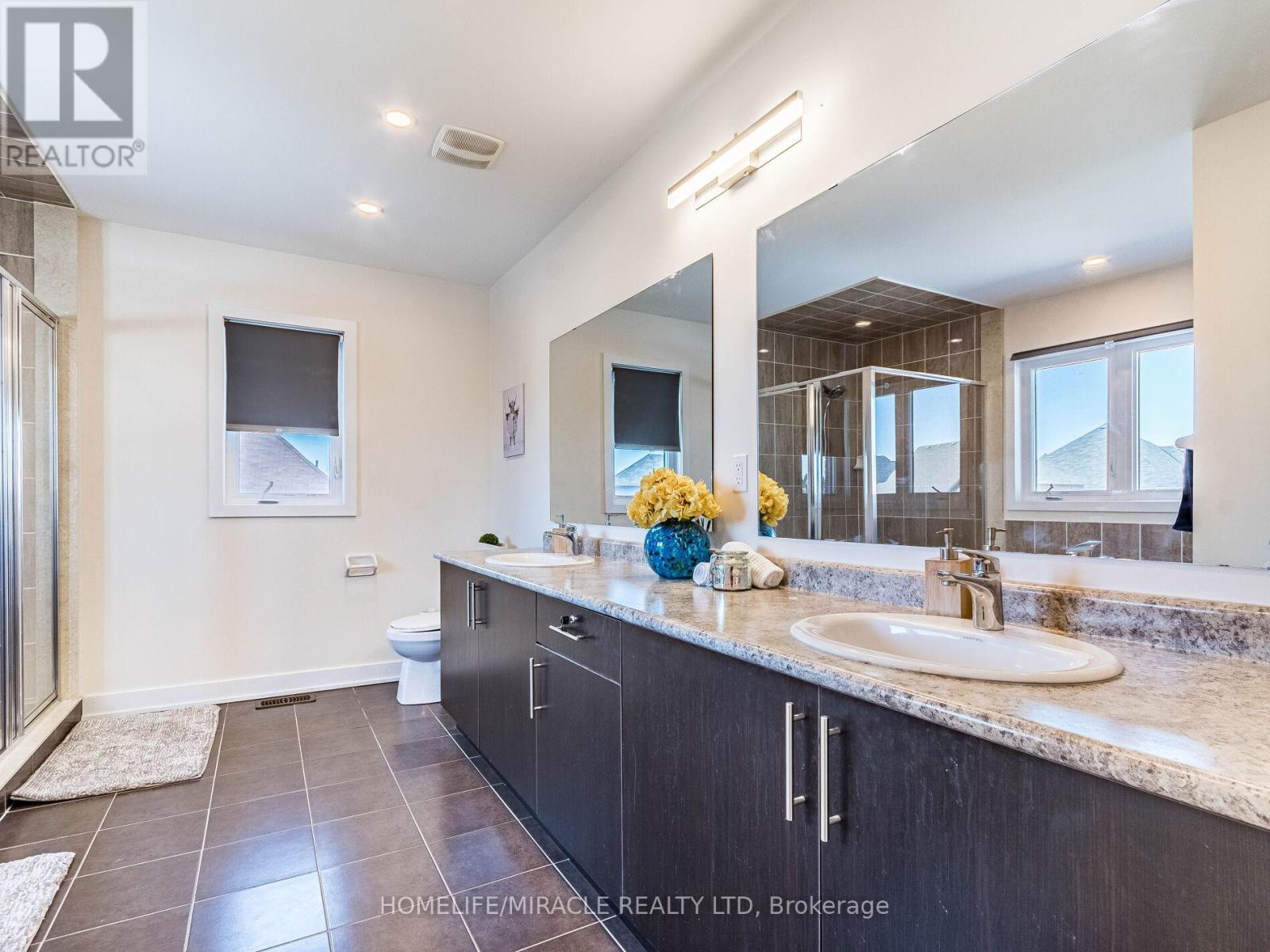 10 Buckles Court, Clarington (Newcastle), Ontario  L1B 0L1 - Photo 39 - E12260282