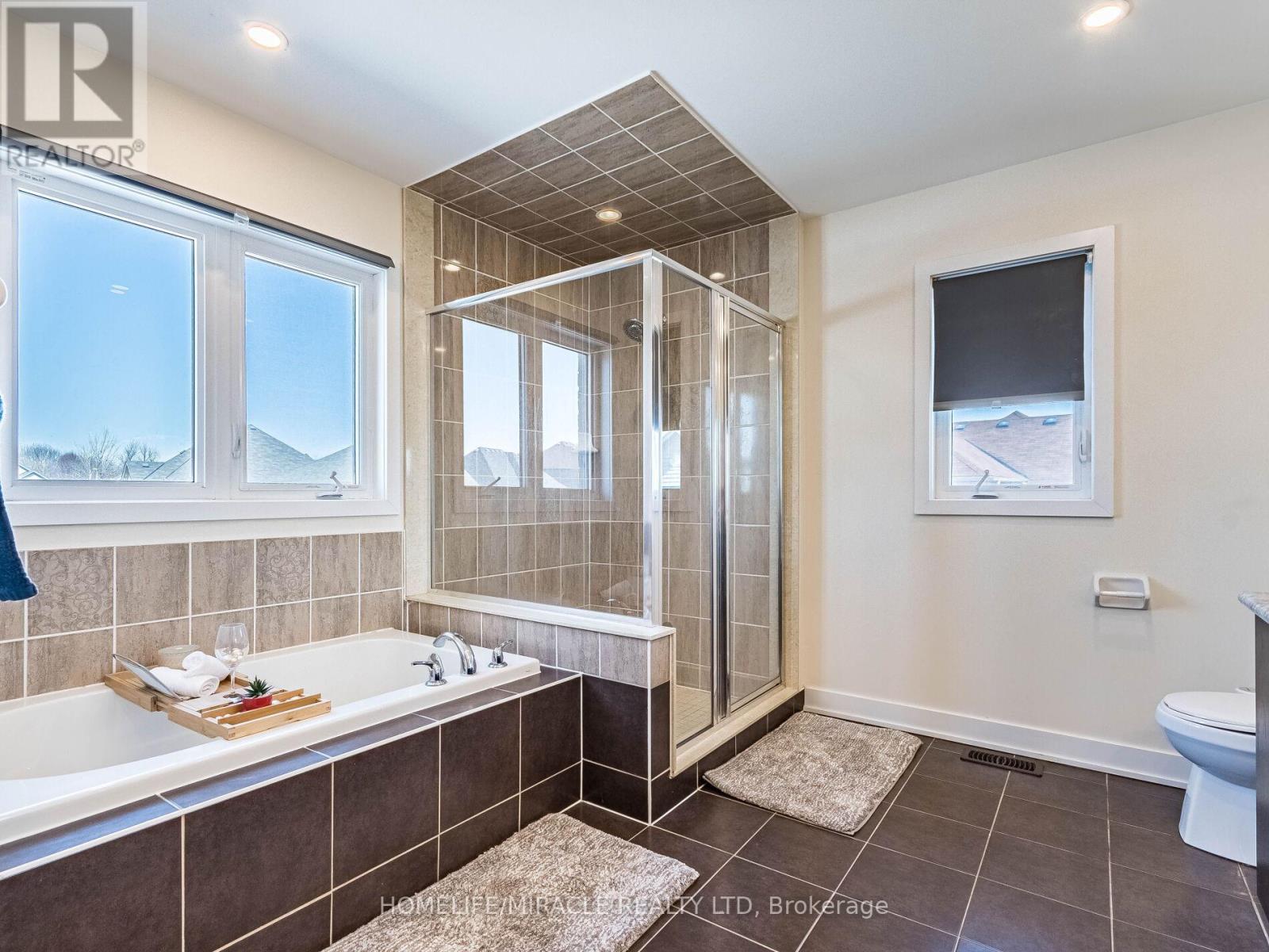 10 Buckles Court, Clarington (Newcastle), Ontario  L1B 0L1 - Photo 40 - E12260282