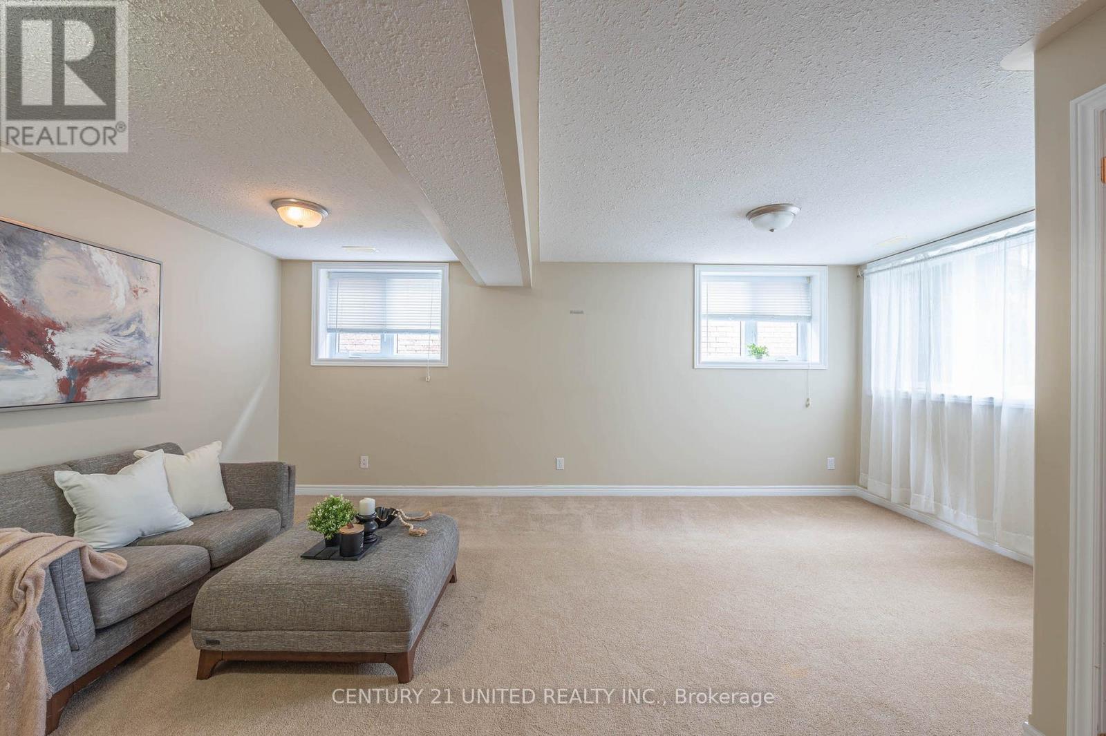 111 Milroy Drive, Peterborough North (North), Ontario  K9H 7T2 - Photo 18 - X12260625