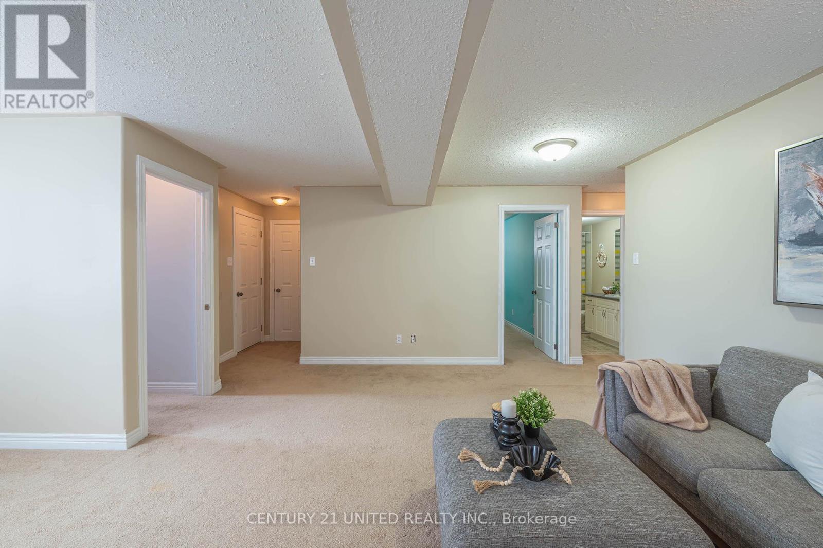 111 Milroy Drive, Peterborough North (North), Ontario  K9H 7T2 - Photo 19 - X12260625