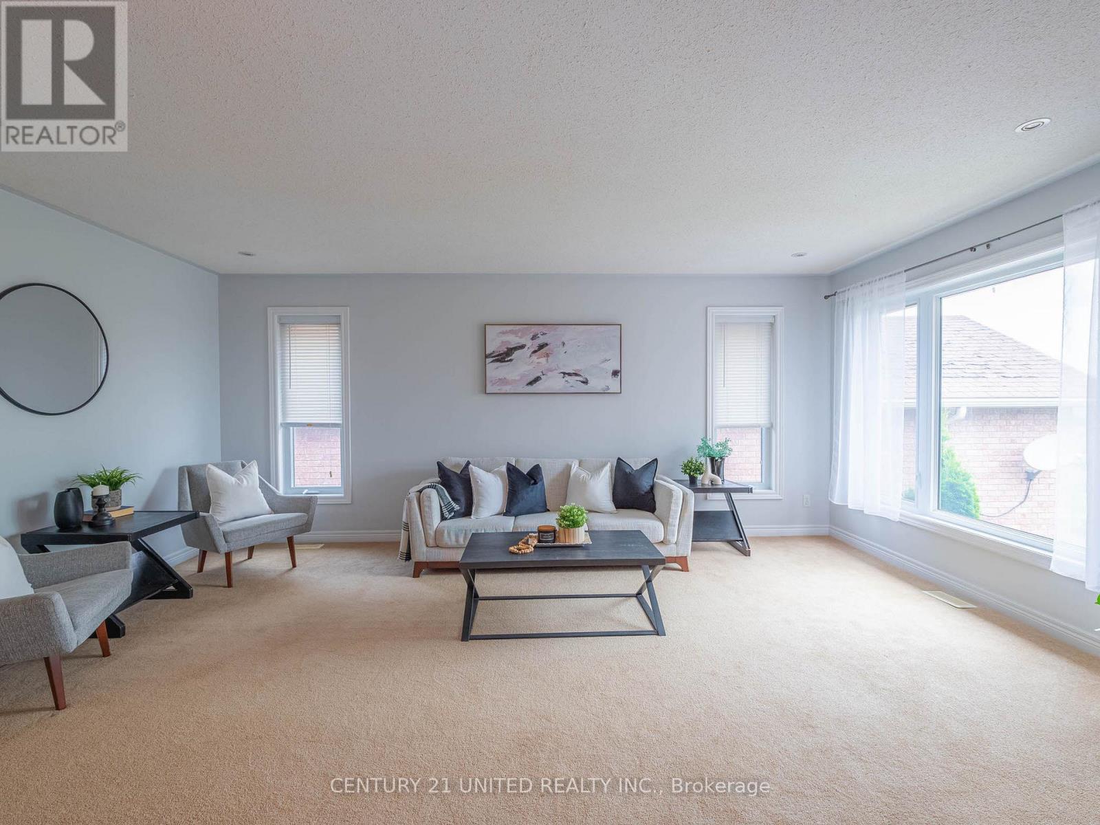 111 Milroy Drive, Peterborough North (North), Ontario  K9H 7T2 - Photo 3 - X12260625