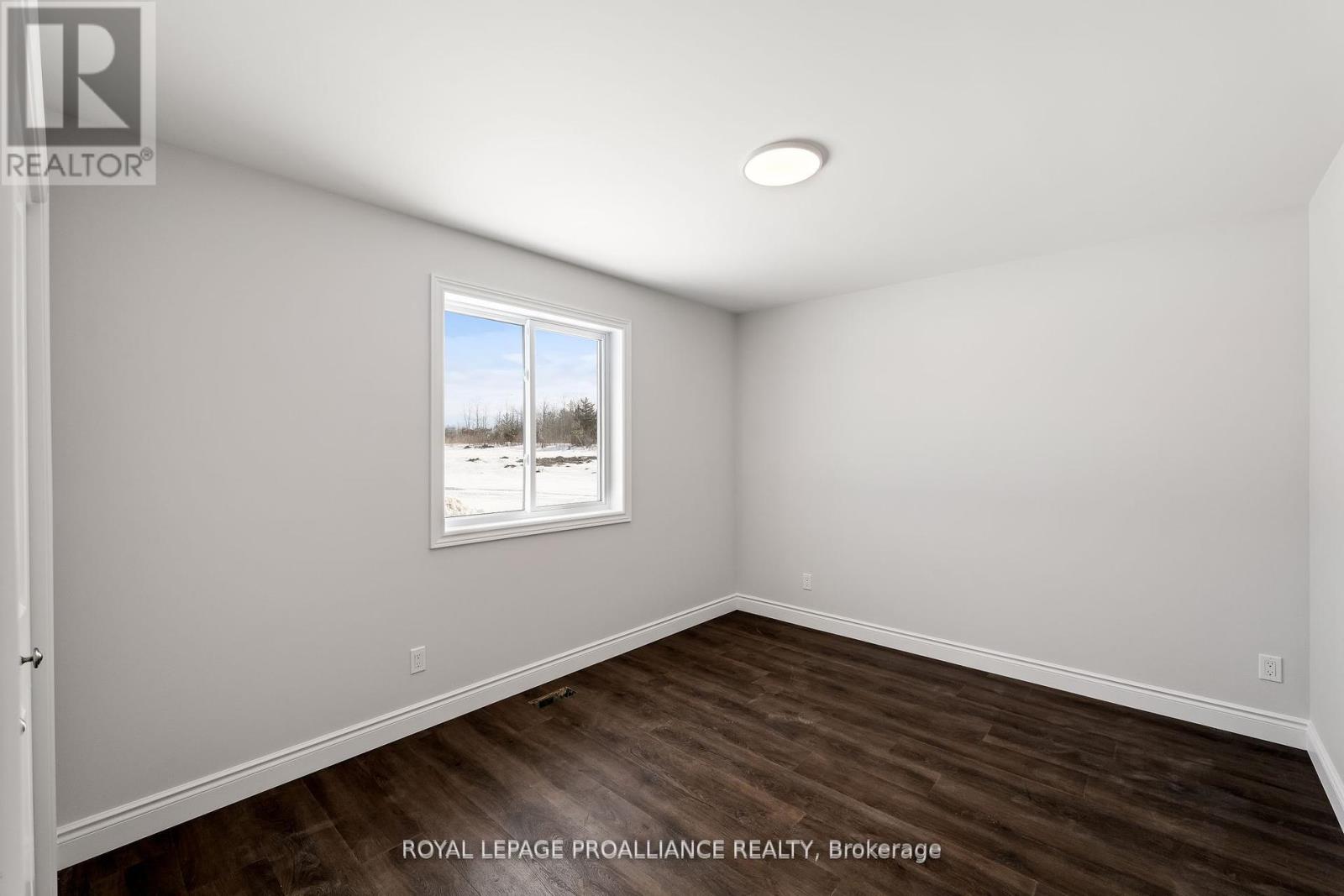 206 Homewood Avenue, Trent Hills (Hastings), Ontario  K0L 1Y0 - Photo 8 - X12260717