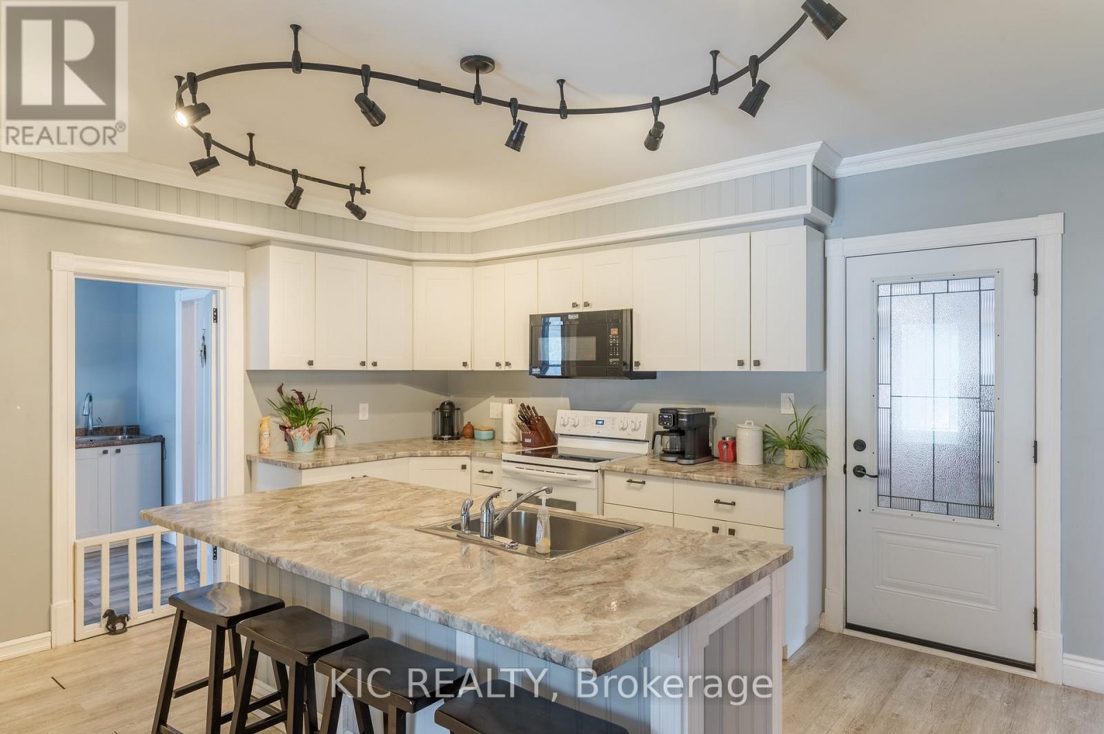 60 Queen Street, Asphodel-Norwood (Norwood), Ontario  K0L 2V0 - Photo 10 - X12260518