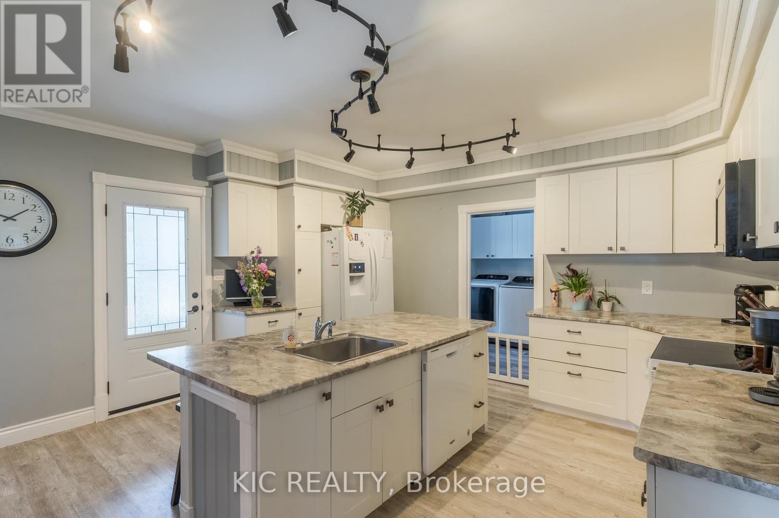 60 Queen Street, Asphodel-Norwood (Norwood), Ontario  K0L 2V0 - Photo 12 - X12260518