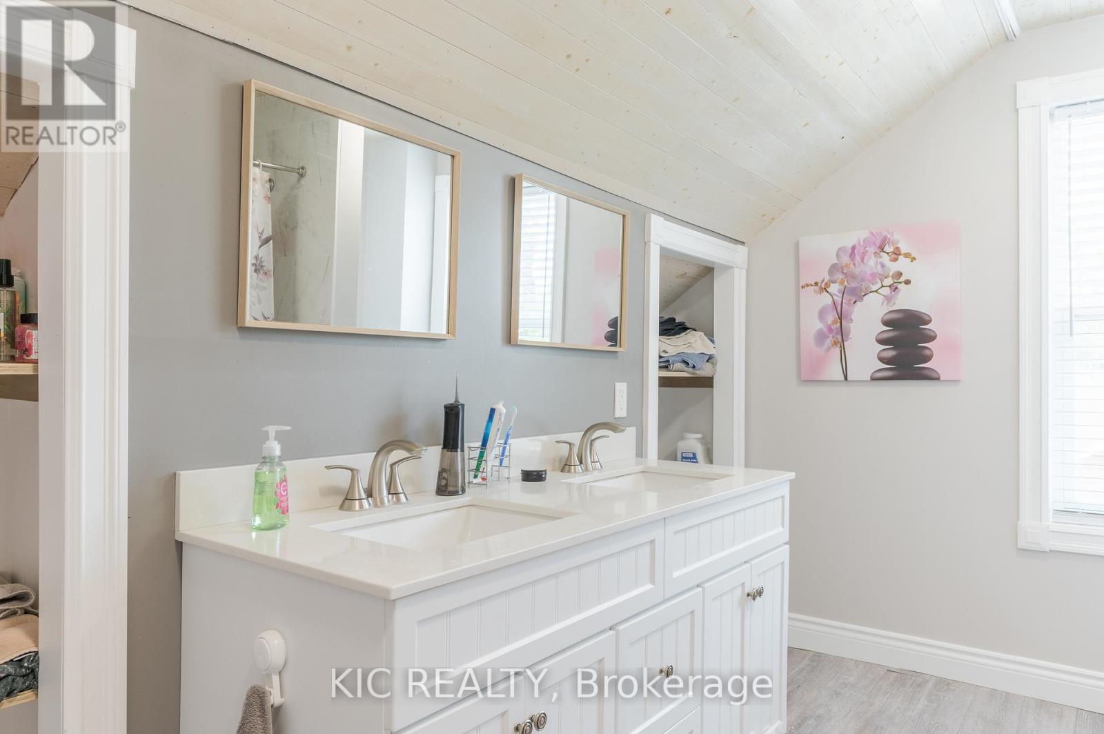 60 Queen Street, Asphodel-Norwood (Norwood), Ontario  K0L 2V0 - Photo 35 - X12260518