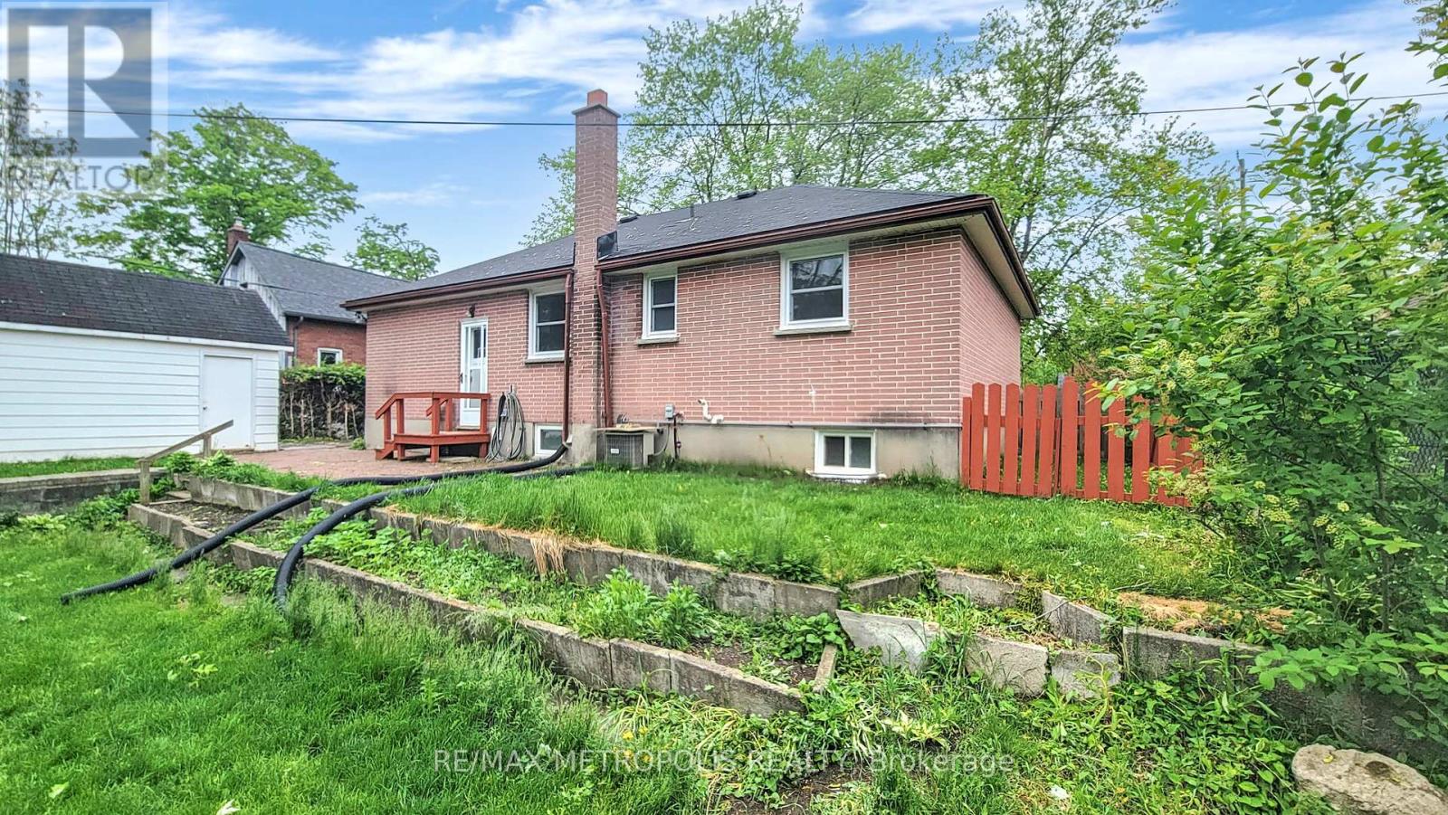 Main - 1020 Brewer Street, Peterborough Central (South), Ontario  K9J 5B4 - Photo 46 - X12260798