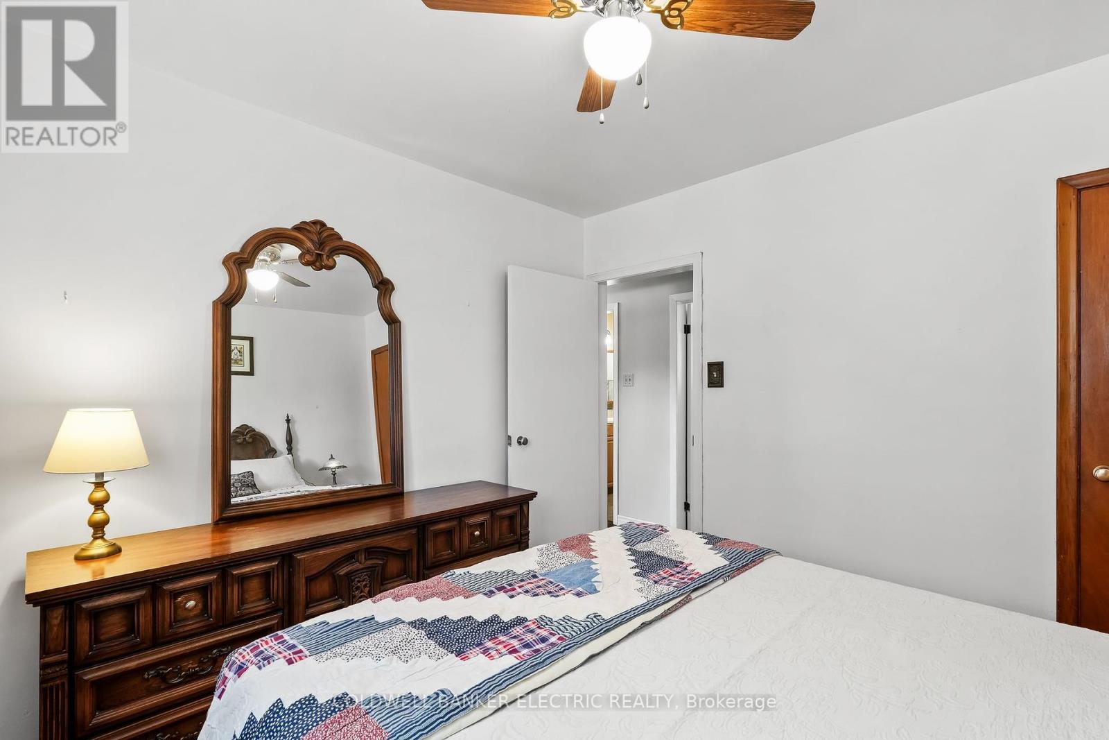 837 Kingsdale Drive, Douro-Dummer, Ontario  K9L 1B6 - Photo 15 - X12261082