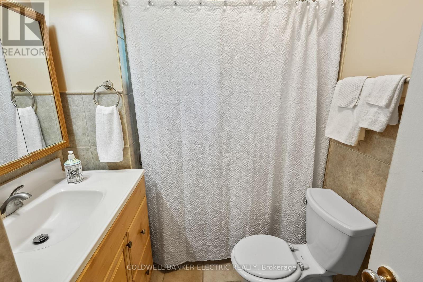 837 Kingsdale Drive, Douro-Dummer, Ontario  K9L 1B6 - Photo 19 - X12261082