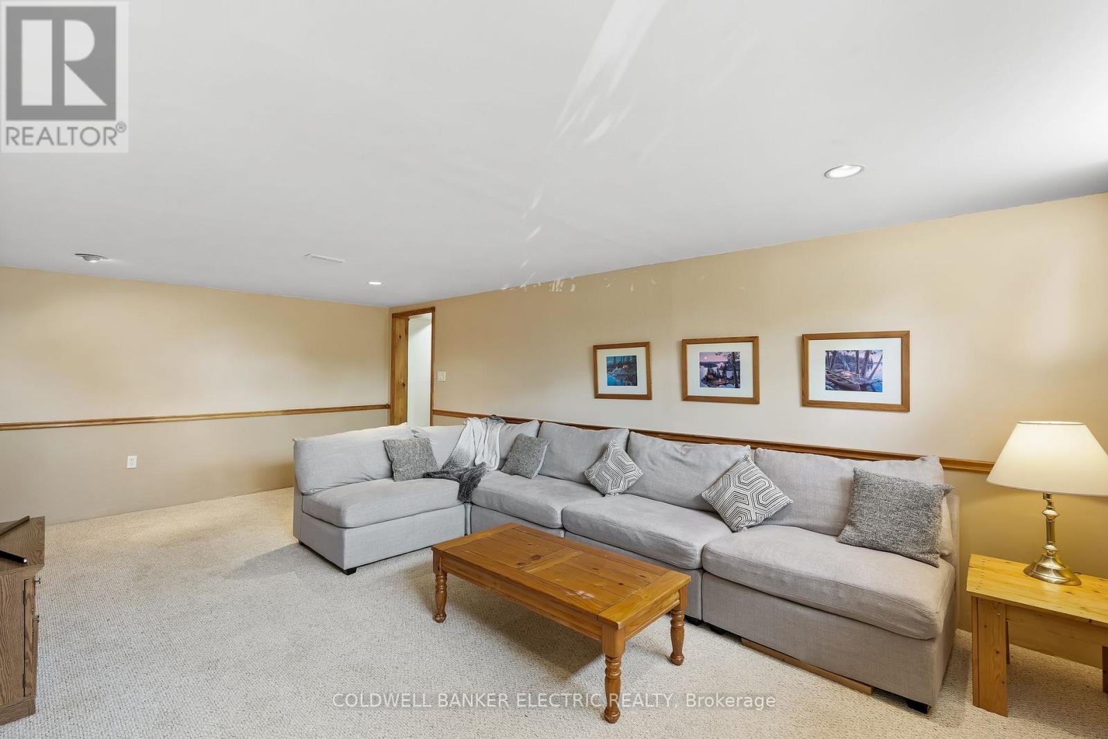 837 Kingsdale Drive, Douro-Dummer, Ontario  K9L 1B6 - Photo 23 - X12261082