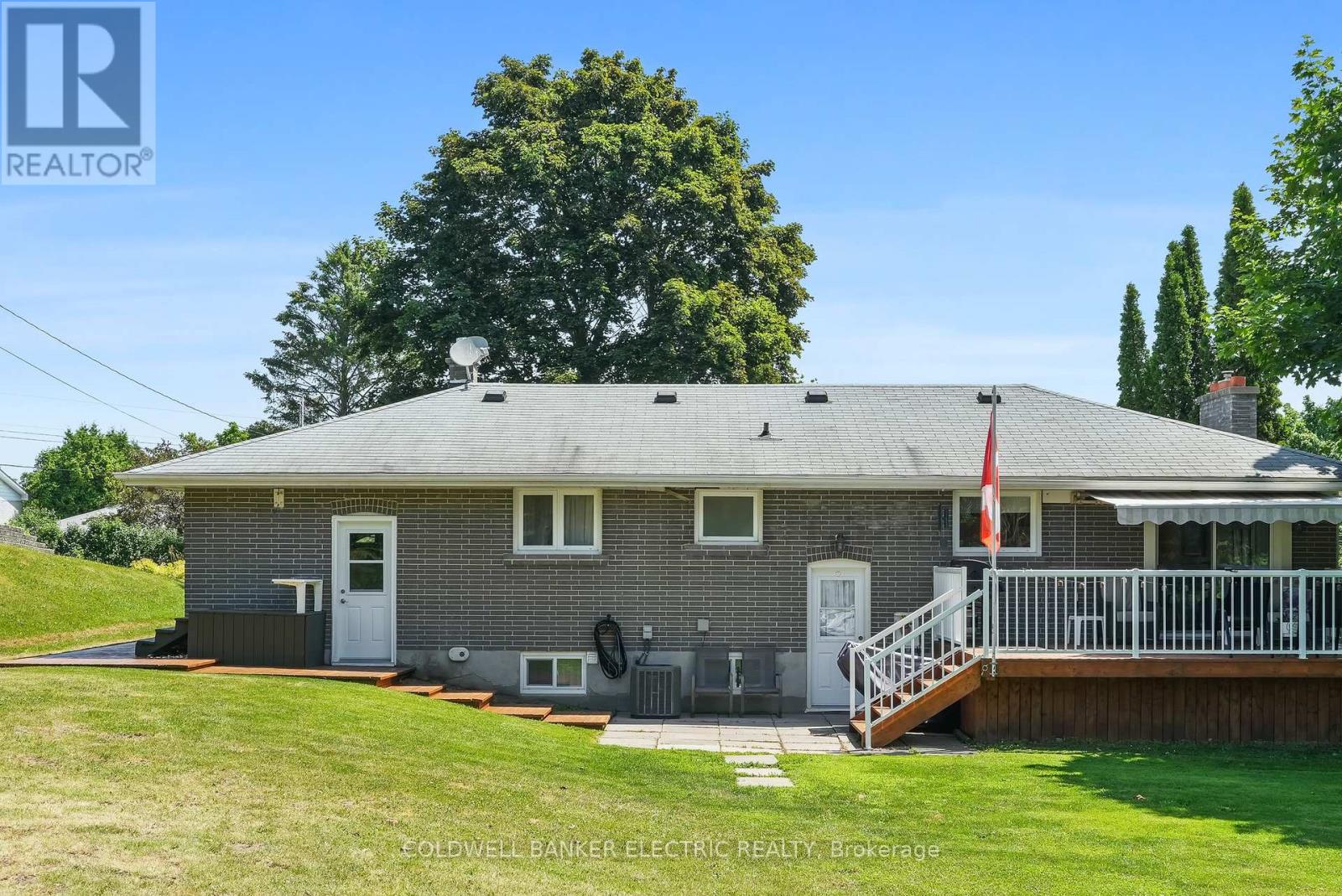 837 Kingsdale Drive, Douro-Dummer, Ontario  K9L 1B6 - Photo 29 - X12261082