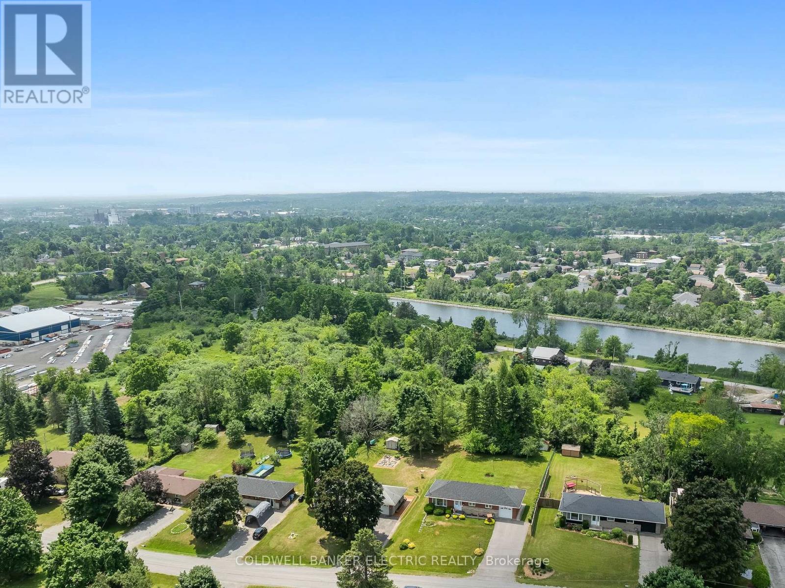 837 Kingsdale Drive, Douro-Dummer, Ontario  K9L 1B6 - Photo 32 - X12261082