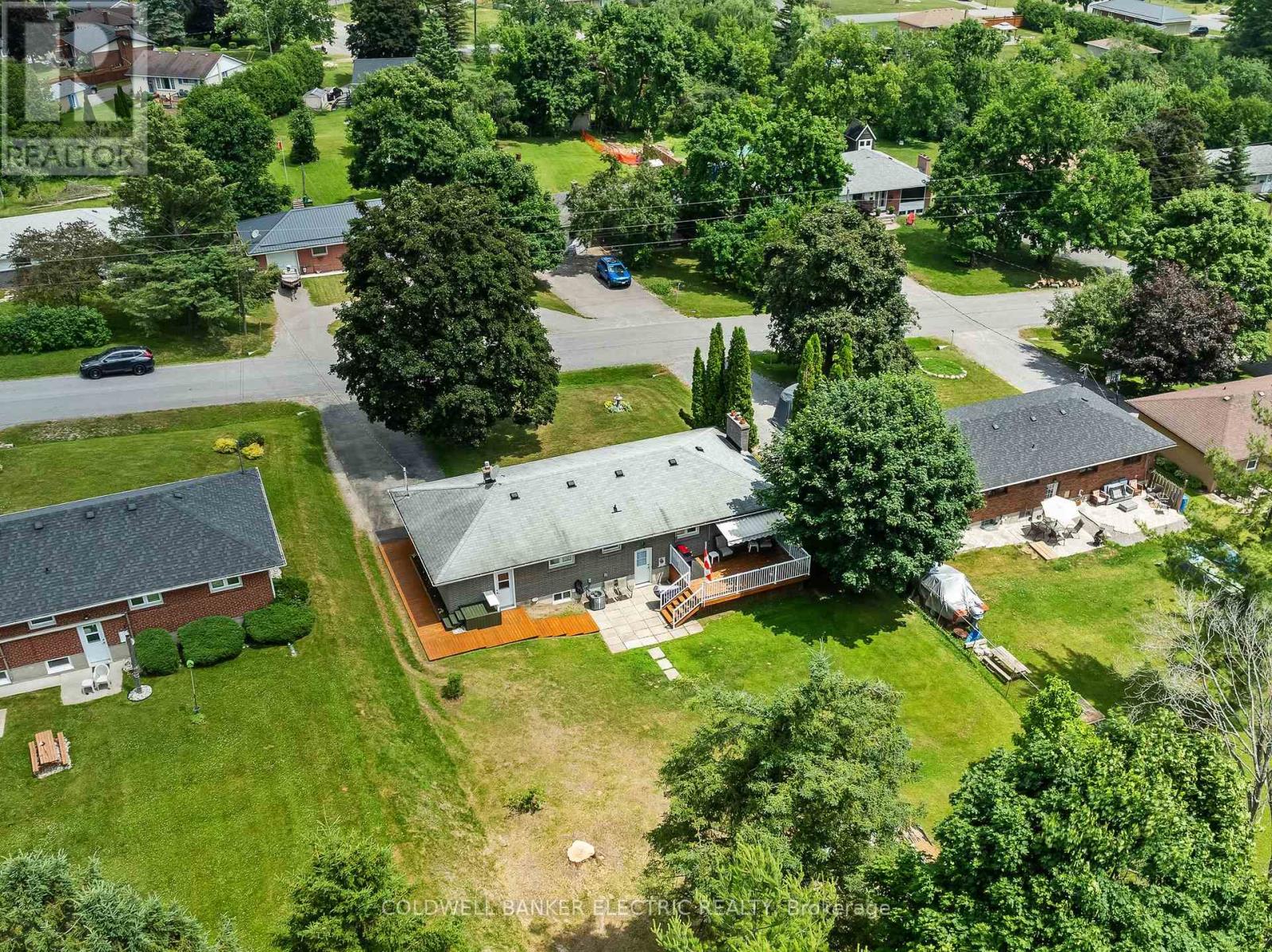 837 Kingsdale Drive, Douro-Dummer, Ontario  K9L 1B6 - Photo 37 - X12261082