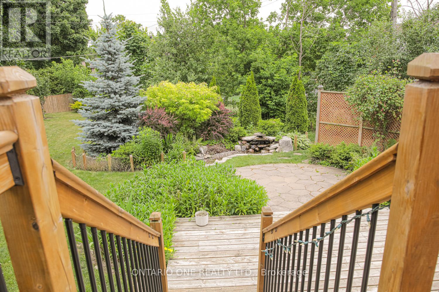 16 Wood Court, Kawartha Lakes (Lindsay), Ontario  K9V 6J4 - Photo 17 - X12261684