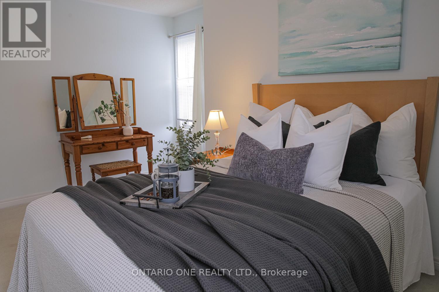 16 Wood Court, Kawartha Lakes (Lindsay), Ontario  K9V 6J4 - Photo 24 - X12261684