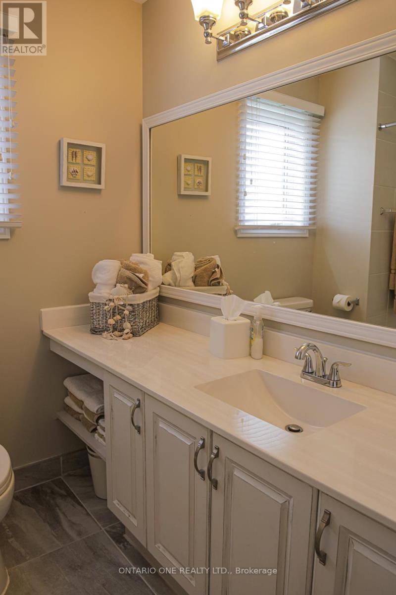 16 Wood Court, Kawartha Lakes (Lindsay), Ontario  K9V 6J4 - Photo 26 - X12261684