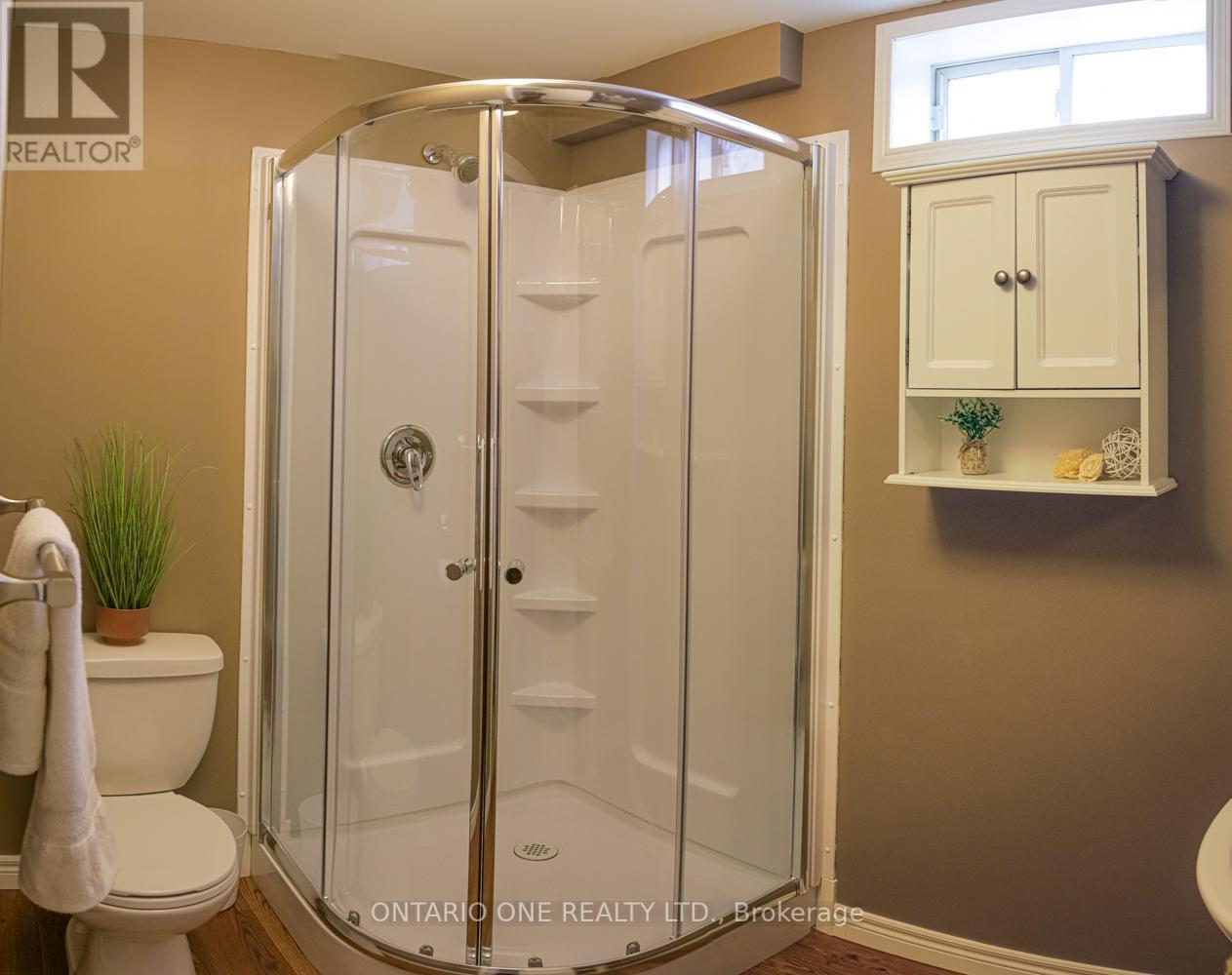 16 Wood Court, Kawartha Lakes (Lindsay), Ontario  K9V 6J4 - Photo 31 - X12261684