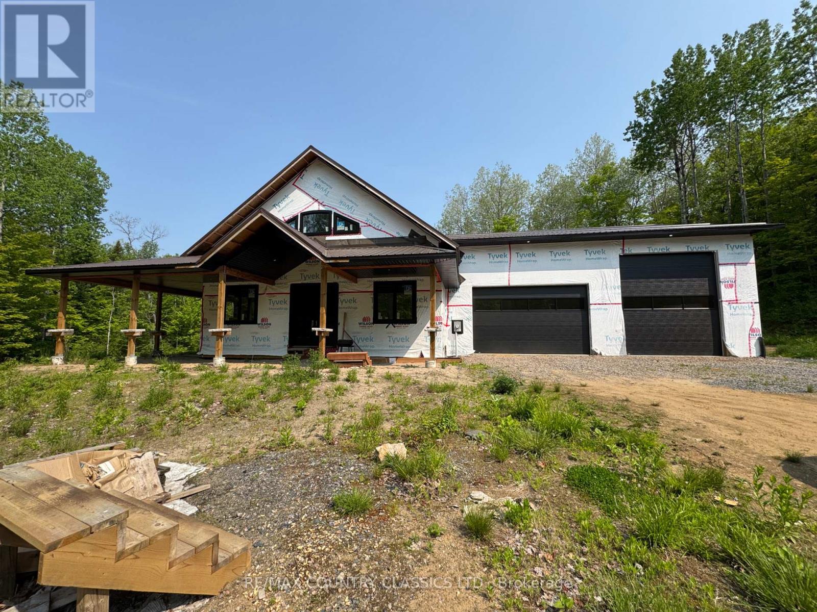 204 Boulter Lake Road, Hastings Highlands (Mcclure Ward), Ontario  K0L 2K0 - Photo 1 - X12262270