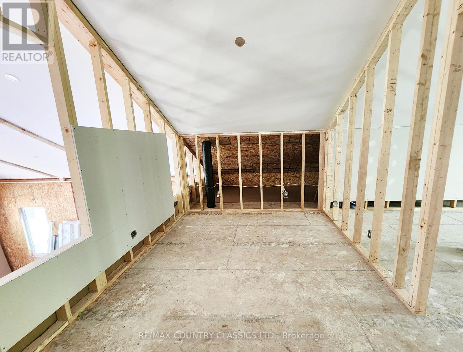 204 Boulter Lake Road, Hastings Highlands (Mcclure Ward), Ontario  K0L 2K0 - Photo 14 - X12262270