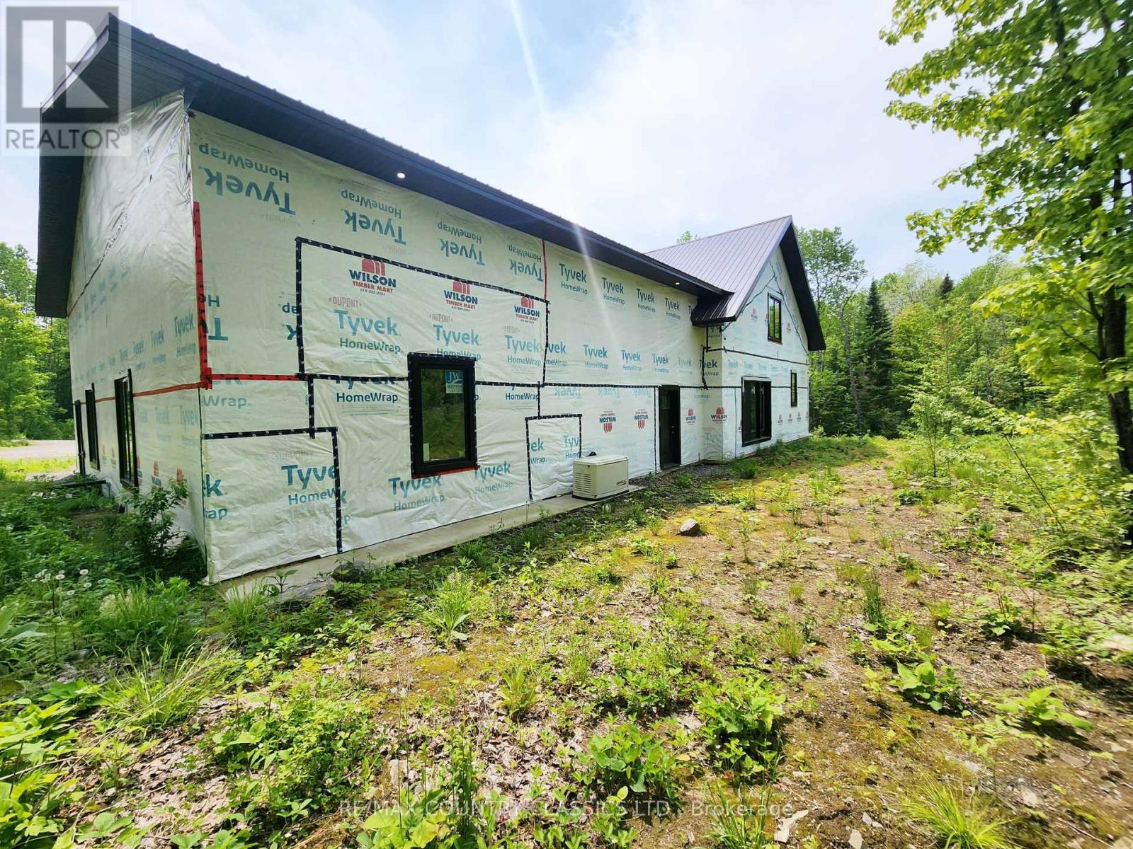204 Boulter Lake Road, Hastings Highlands (Mcclure Ward), Ontario  K0L 2K0 - Photo 16 - X12262270