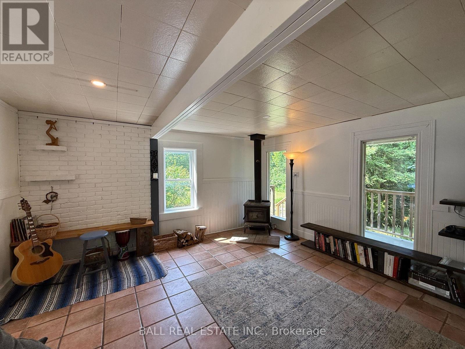 255 Northey's Bay Road, North Kawartha, Ontario  K0L 2H0 - Photo 11 - X12262290