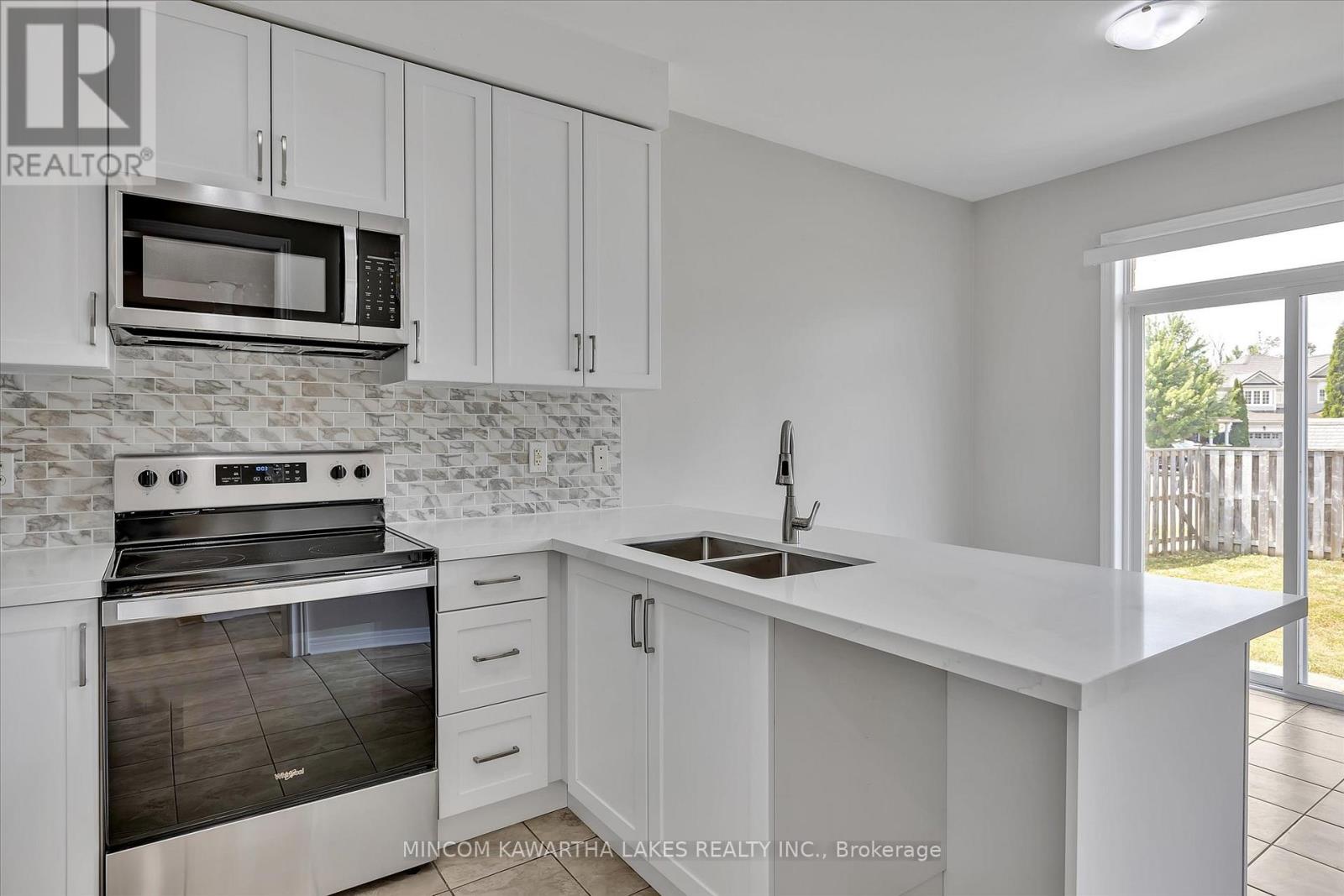 1403 Mcauliffe Lane, Peterborough East (North), Ontario  K9H 0B7 - Photo 17 - X12262318