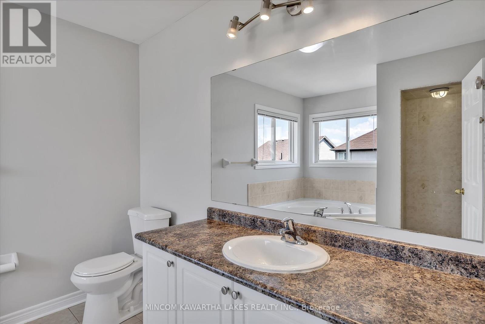 1403 Mcauliffe Lane, Peterborough East (North), Ontario  K9H 0B7 - Photo 25 - X12262318