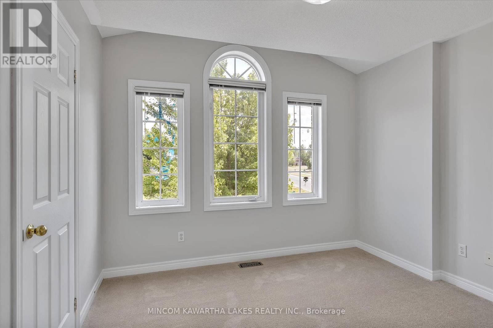 1403 Mcauliffe Lane, Peterborough East (North), Ontario  K9H 0B7 - Photo 33 - X12262318